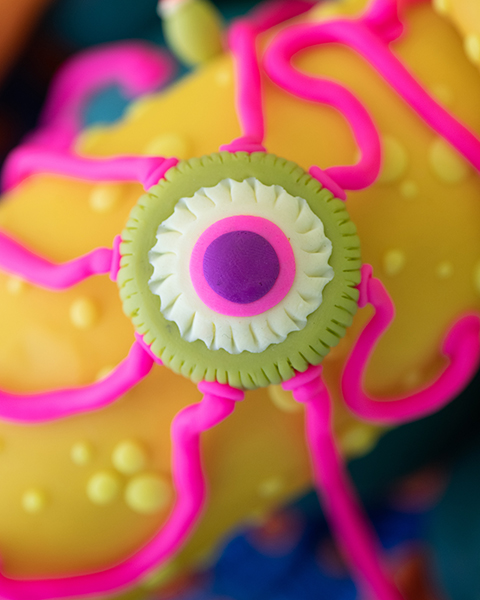 Mauro Koliva. Sin título. 2023. Escultura en plastilina. detalle