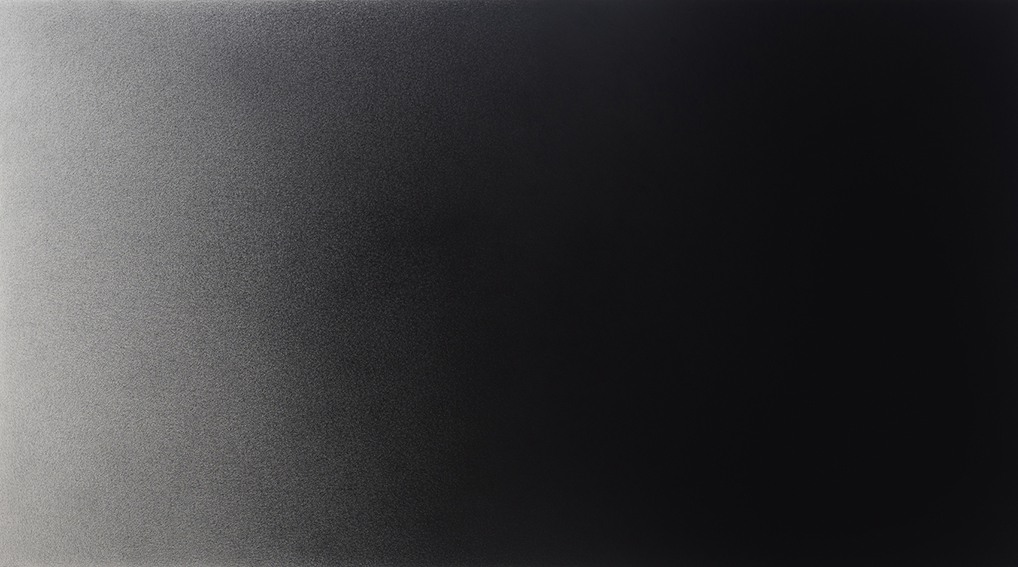 Ballesteros, Ernesto. 817,2 km de líneas aplicadas a un paisaje, 2005-2006. Lápiz sobre papel 118 x 207 cm.