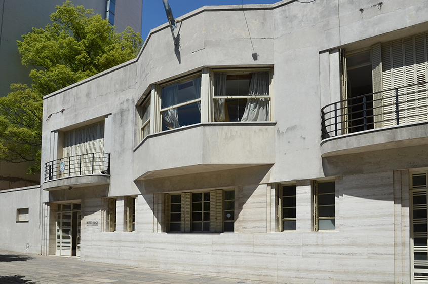 Frente Museo Roca