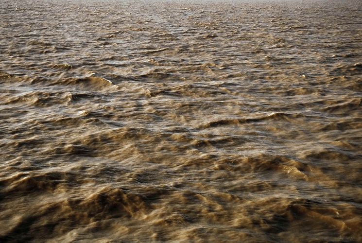 Marcelo Brodsky _ De la serie Buena Memoria, El Río de la Plata - Info Rolf Art
